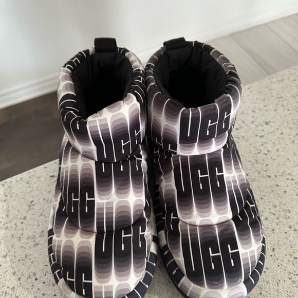 Uggs Classic Maxi Wavelength Mini size 8 - Picture 2 of 4